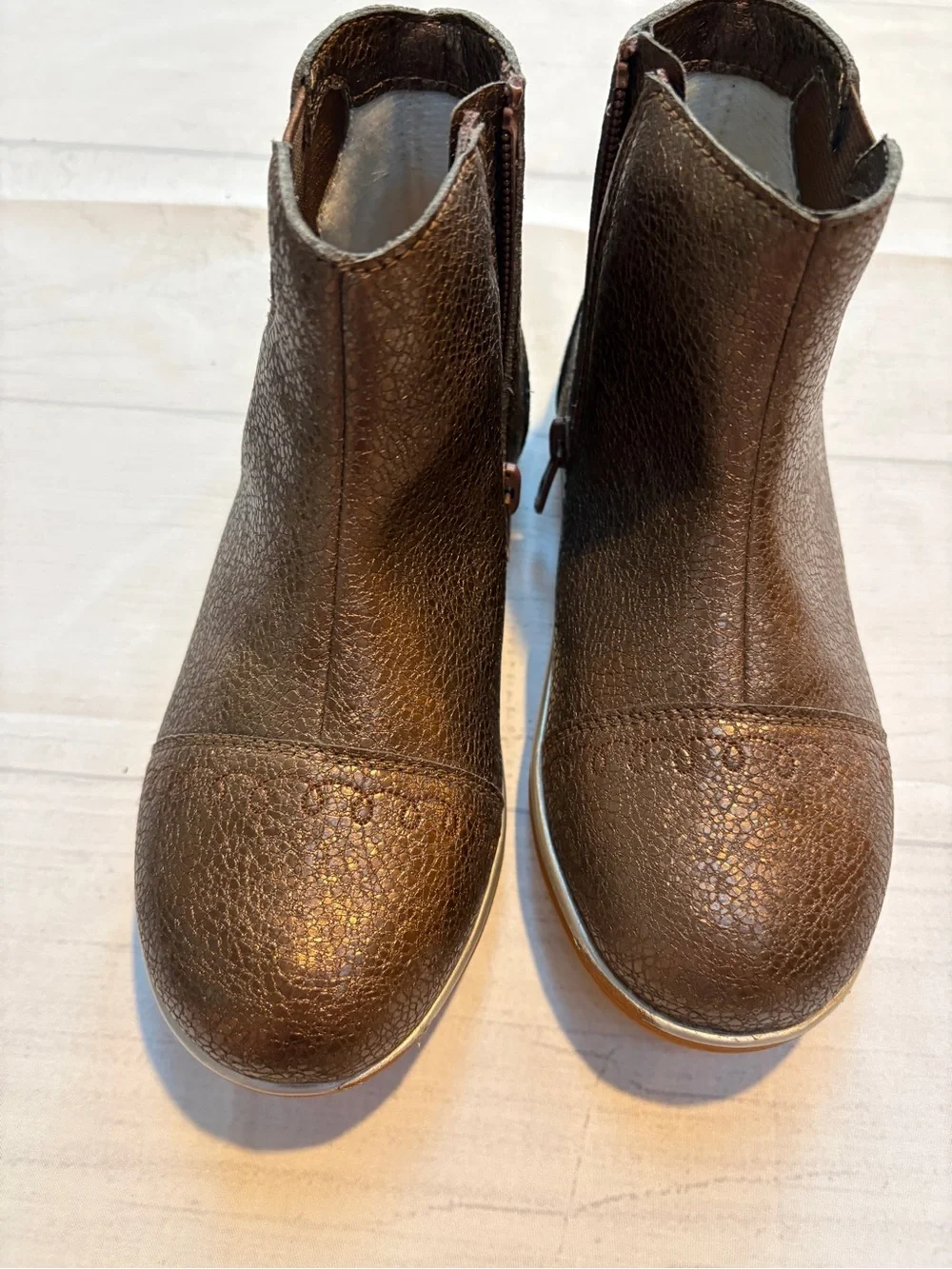 Livie & Luca Metallic Brown metallic Ankle Boots